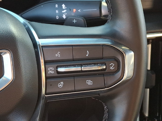 Used 2025 GMC Yukon XL Denali AWD/4WD image 8
