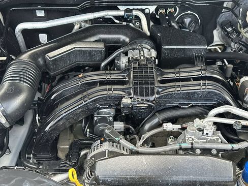 Used 2025 Subaru Outback Limited w/ Popular Package #2 AWD/4WD image 34