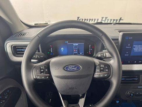 Used 2025 Ford Maverick XLT w/ XLT Luxury Package AWD/4WD image 13