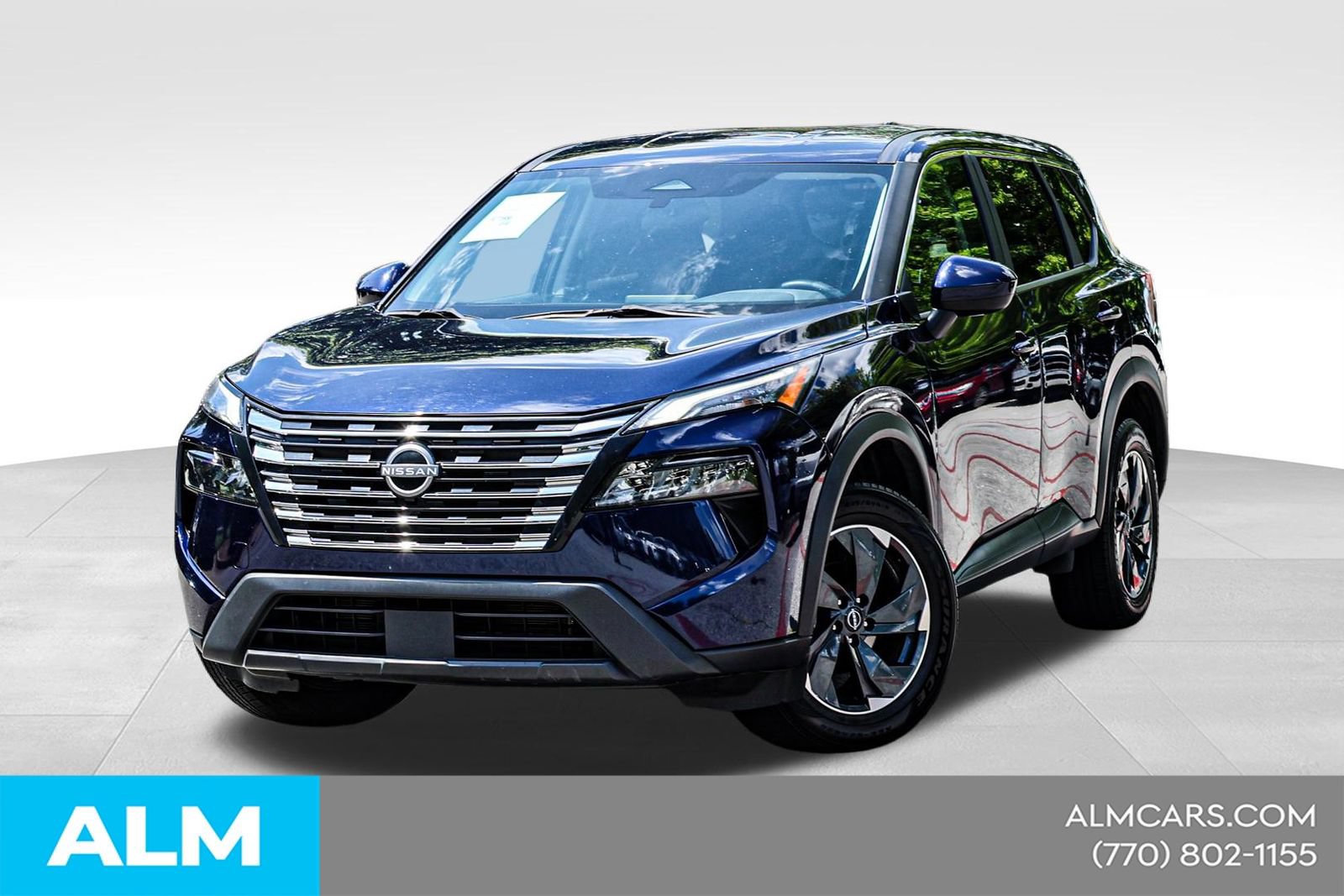 Used 2024 Nissan Rogue SV AWD/4WD image 1