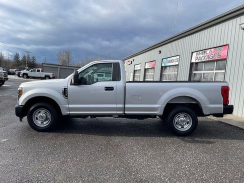 Used 2019 Ford F250 XL image 4