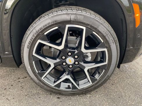 New 2026 Chevrolet Traverse High Country w/ LPO, Floor Liner Package AWD/4WD image 37