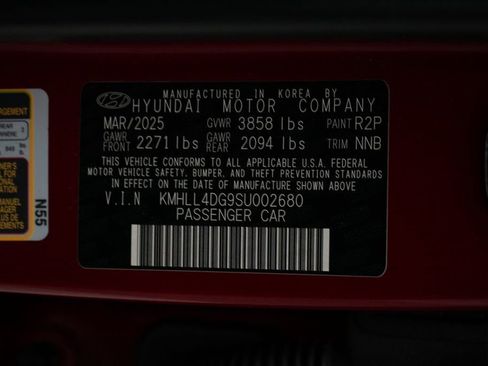 Used 2025 Hyundai Elantra SE image 22