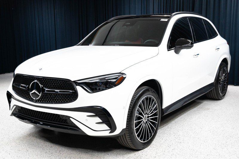 Certified 2026 Mercedes-Benz GLC 300 image 1