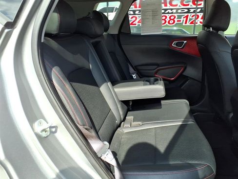Used 2023 Kia Soul GT-Line FWD image 7