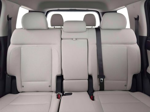 New 2026 Hyundai Santa Fe SE image 17