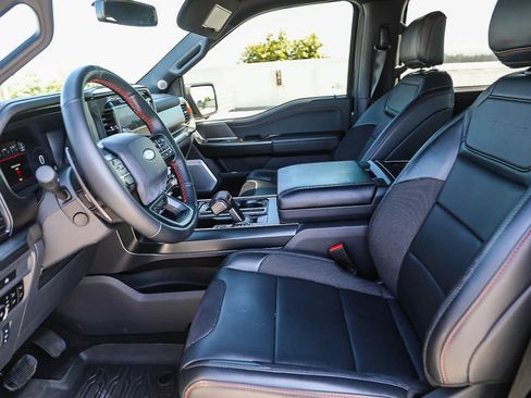Used 2025 Ford F150 Raptor AWD/4WD image 17