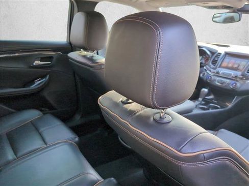 Used 2017 Chevrolet Impala Premier w/ Enhanced Convenience Package image 22