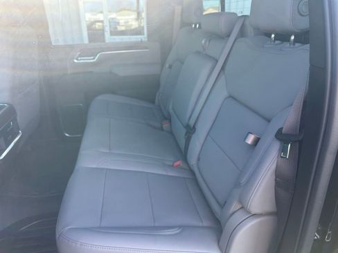 New 2026 GMC Sierra 2500 SLT w/ SLT Premium Package image 11