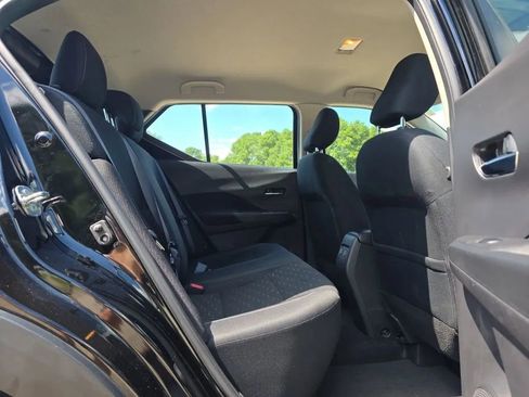 Used 2024 Nissan Kicks SV image 39