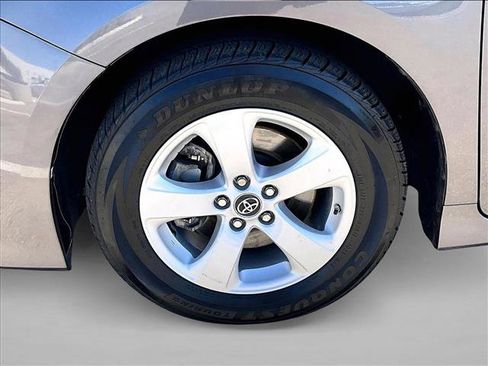 Used 2020 Toyota Sienna LE w/ LE Preferred Package image 10