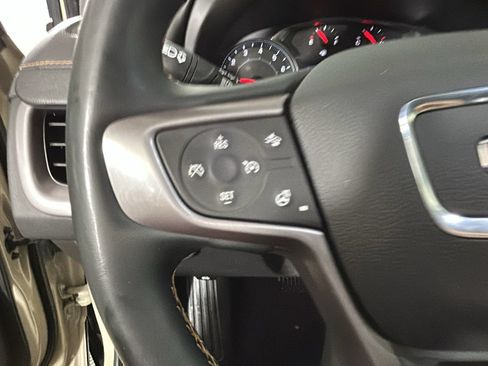 Used 2023 GMC Terrain AT4 AWD/4WD image 16