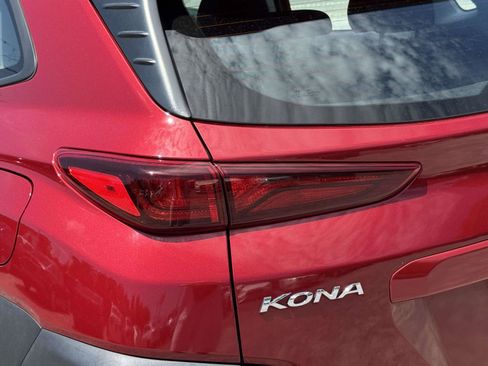 Used 2019 Hyundai Kona SE AWD/4WD image 8