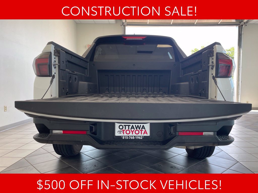 Used 2025 Hyundai Santa Cruz SEL AWD/4WD image 13