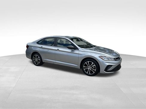 New 2026 Volkswagen Jetta Sport FWD image 7