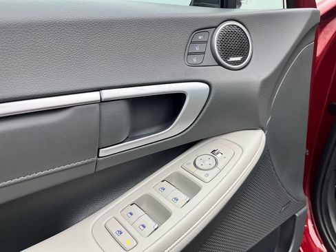 Used 2024 Hyundai Sonata Limited FWD image 18