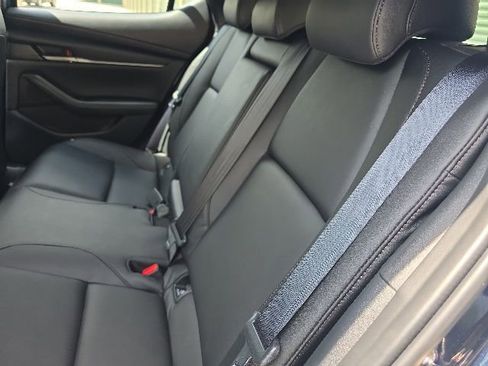 Used 2023 MAZDA MAZDA3 s FWD image 14