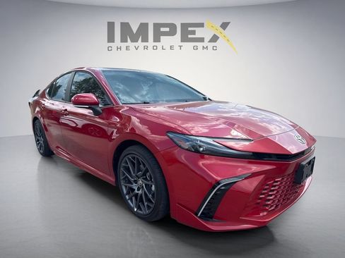Used 2026 Toyota Camry XSE FWD image 7
