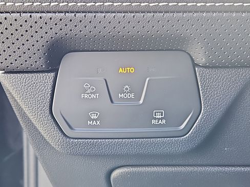 New 2026 Volkswagen Atlas Cross Sport SEL Premium R-Line image 12