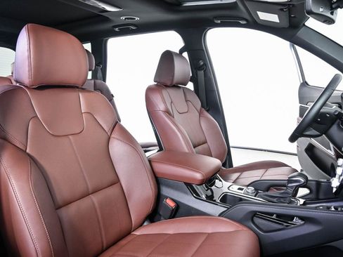 Used 2025 Kia Telluride SX FWD image 22