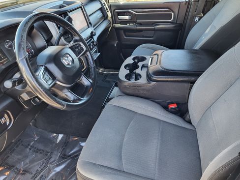Used 2024 RAM 3500 Big Horn AWD/4WD image 10