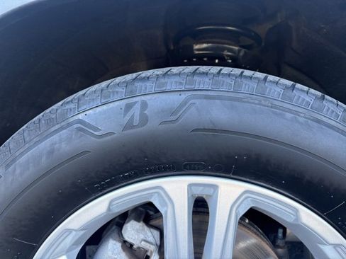 Certified 2021 GMC Terrain SLE w/ Driver Convenience Package image 13