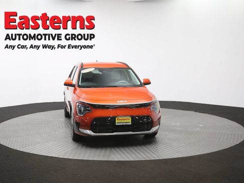 Used 2023 Kia Niro Wind w/ Wind Preserve Package FWD image 50