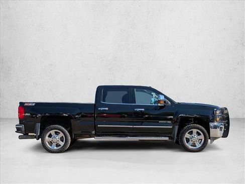 Used 2016 Chevrolet Silverado 2500 LTZ w/ Duramax Plus Package image 4