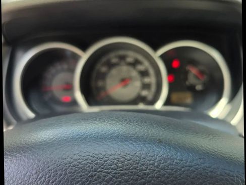 Used 2009 Nissan Versa 1.8 S w/ PWR Pkg image 13