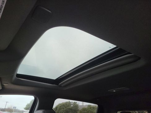 New 2026 GMC Sierra 2500 Denali w/ Denali Reserve Package image 9