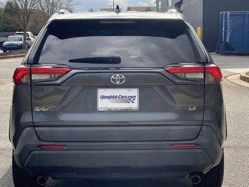 Used 2019 Toyota RAV4 LE image 21