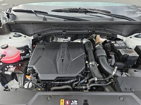 Used 2025 Hyundai Santa Fe Limited image 24