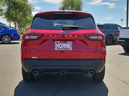 Used 2025 Ford Escape ST-Line w/ Tech Pack #1 FWD image 6