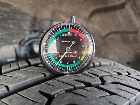 Used 2023 Nissan Rogue S image 28