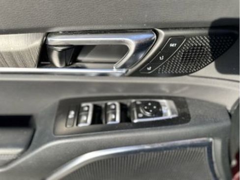 Used 2024 Kia Telluride SX w/ Towing Package image 17