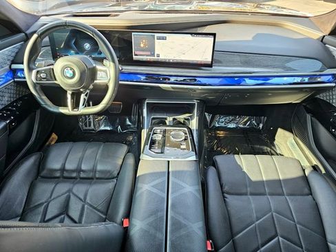 Used 2023 BMW 760i xDrive 760i xDrive w/ Executive Package image 24