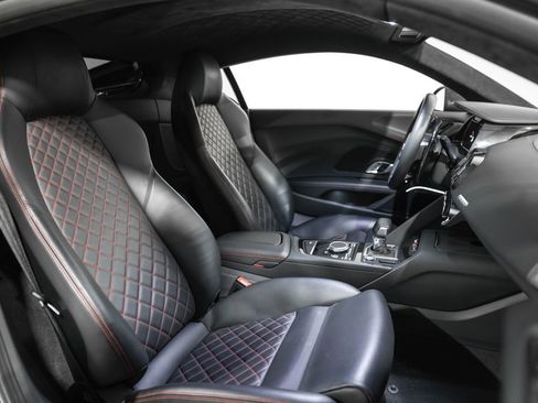 Used 2020 Audi R8 V10 performance image 21