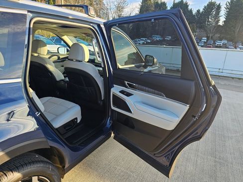New 2025 Kia Telluride EX image 28