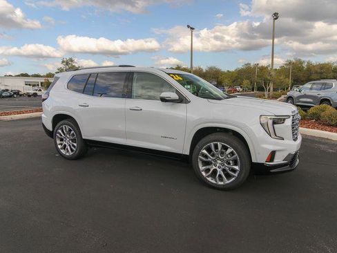 New 2026 GMC Acadia Denali w/ Super Cruise Package image 12