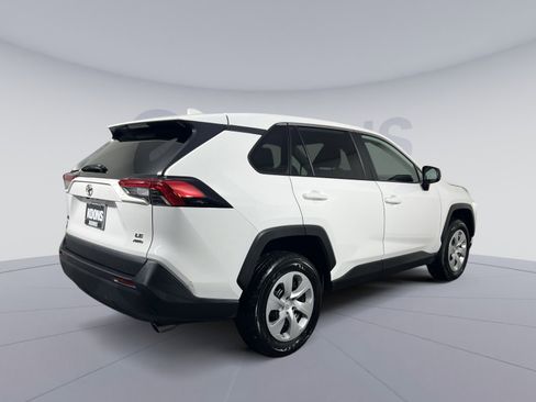 Used 2024 Toyota RAV4 LE image 7