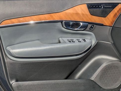 Used 2020 Volvo XC90 T6 Inscription w/ Protection Package Premier image 9