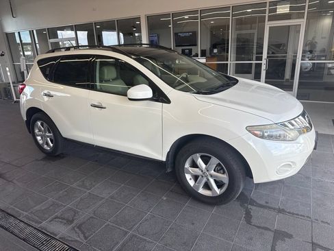 Used 2010 Nissan Murano SL w/ Navigation Pkg AWD/4WD image 2