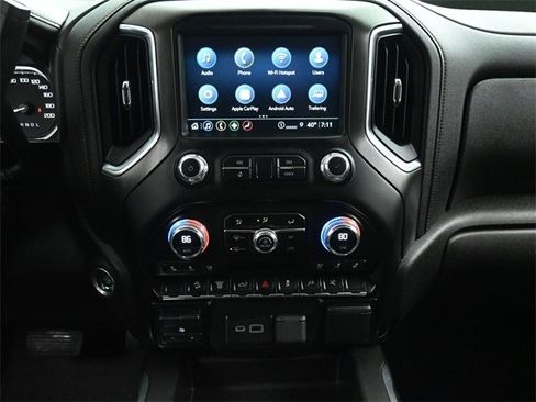 Used 2023 GMC Sierra 3500 AT4 image 25