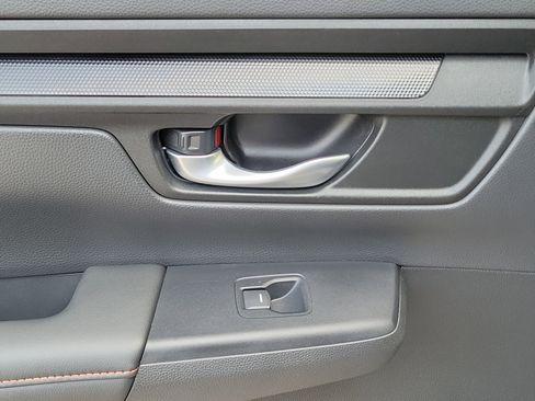 Used 2024 Honda CR-V Sport image 16