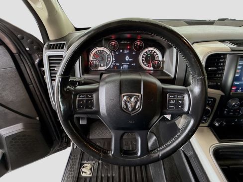 Used 2018 RAM 1500 Big Horn AWD/4WD image 11