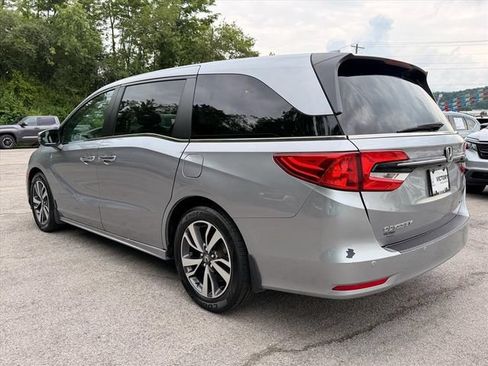 Used 2021 Honda Odyssey Touring image 9