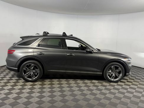 Used 2025 Genesis Electrified GV70 AWD/4WD image 5