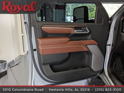 Used 2024 GMC Sierra 2500 Denali Ultimate AWD/4WD image 16