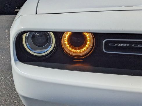 Used 2018 Dodge Challenger SXT Plus image 9