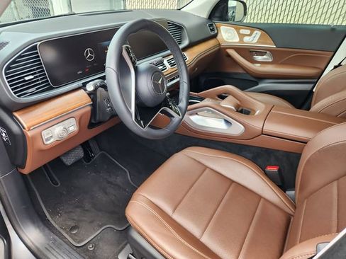 Used 2024 Mercedes-Benz GLE 350 4MATIC image 7